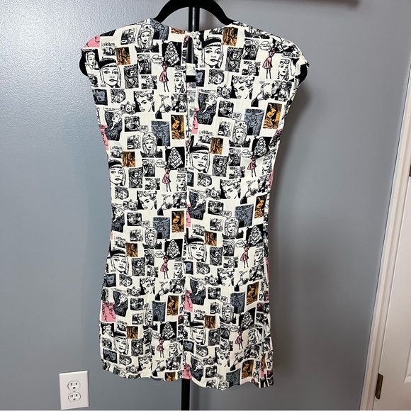 RARE Reformation Lilah Comic Mini Dress - Picture 7 of 9
